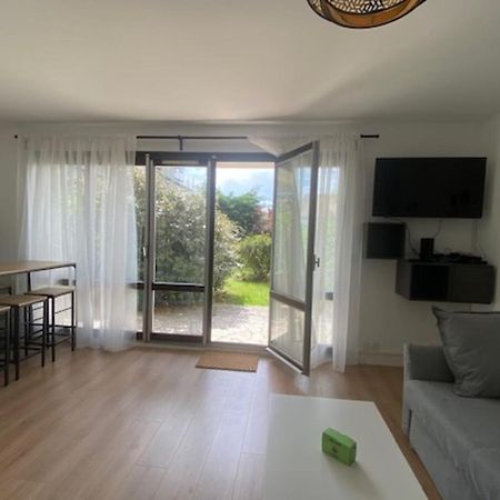 Beautiful Flat For 4 Very Closed To The Beach Cabourg Exterior foto